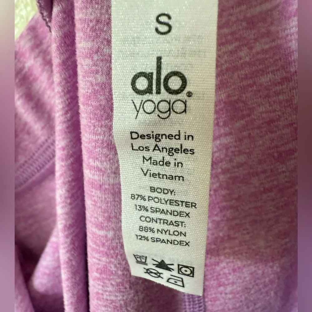 ALO Yoga Light Purple Leggings